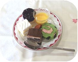 ケーキ盛り合わせ.jpg